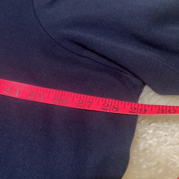 V neck top set of two - Picture 10 of 14